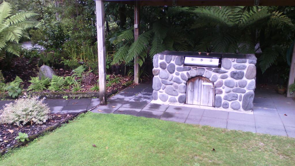 Creel Lodge Turangi Extérieur photo