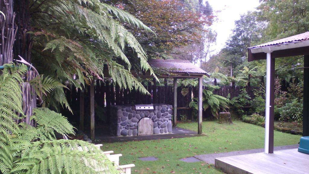 Creel Lodge Turangi Extérieur photo