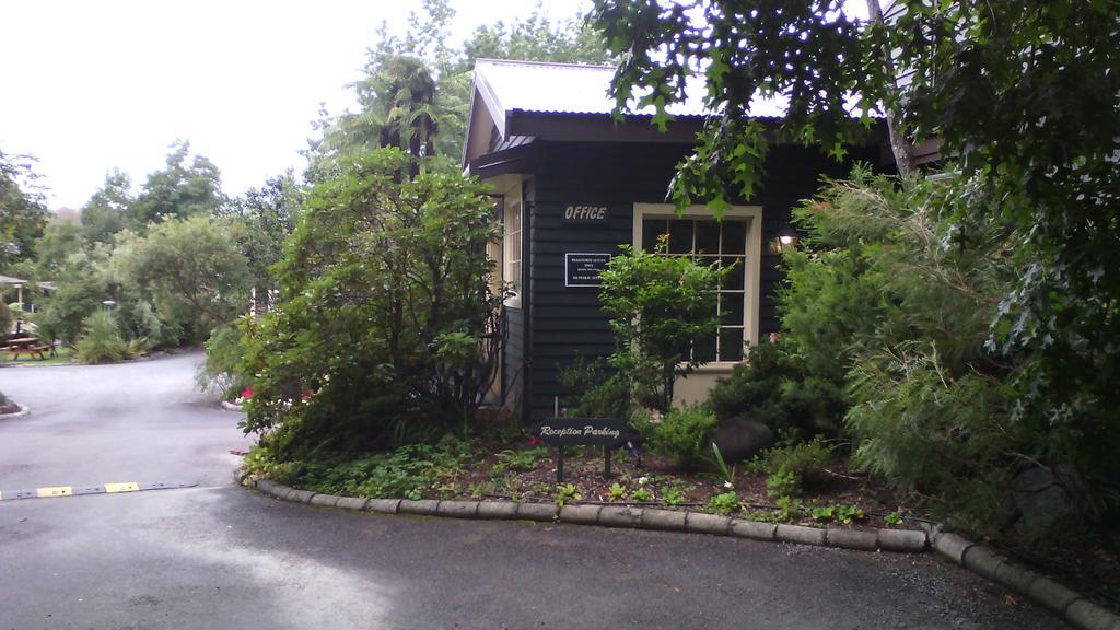 Creel Lodge Turangi Extérieur photo