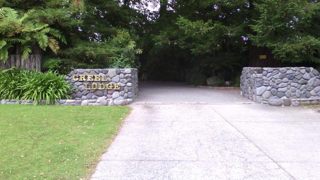 Creel Lodge Turangi Extérieur photo